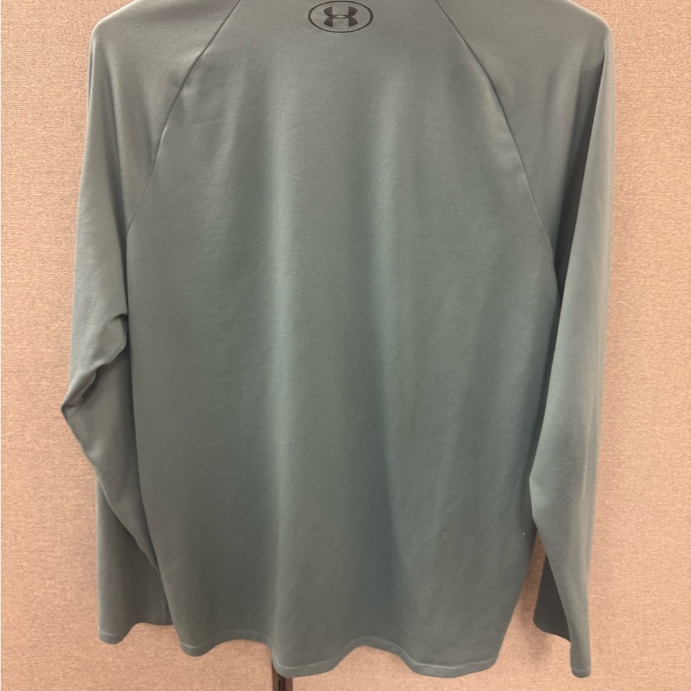 Under Armour 1/4 Zip. - Picture 4 of 4